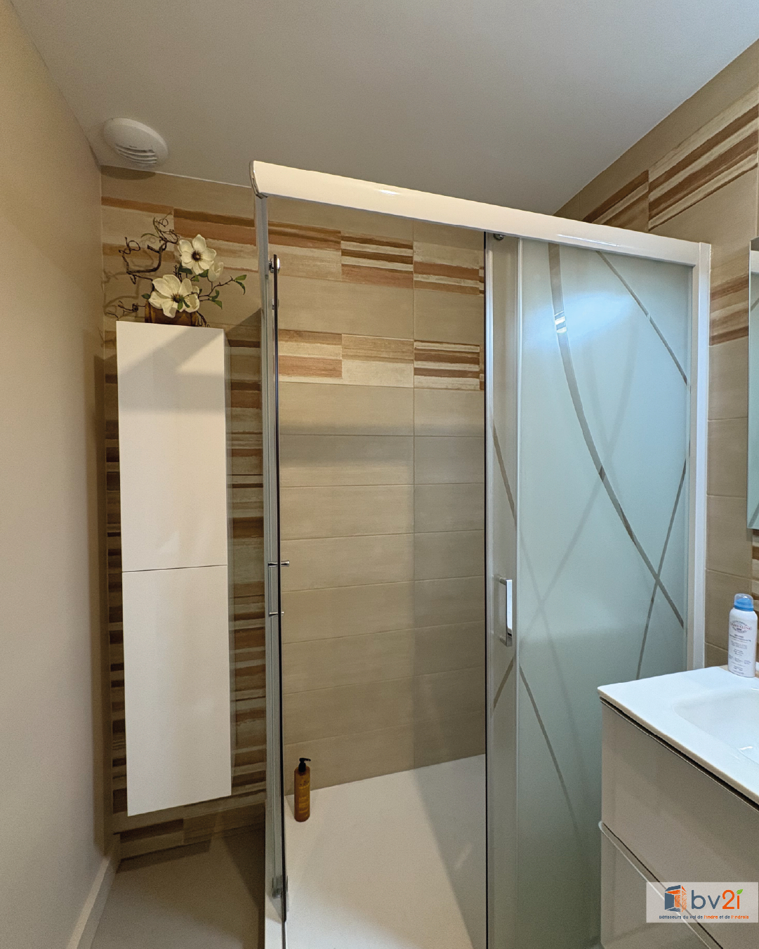 Réaménagement intérieur : modernisation d’une salle de bain sur-mesure